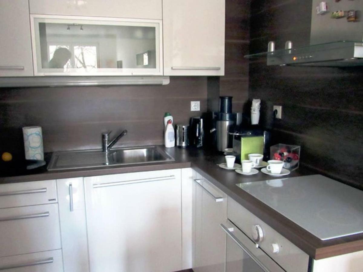 65 Square Meters Designer Apartment In Heart Of City - River View ! Park For Free Nisz Zewnętrze zdjęcie